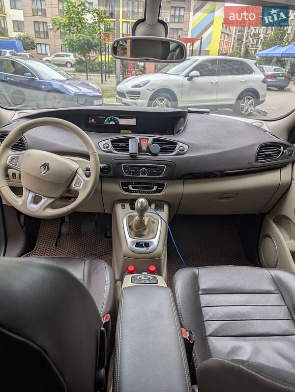 Минивэн Renault Grand Scenic 2011 в Киеве