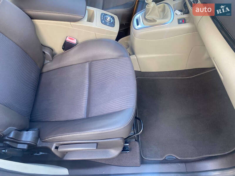 Минивэн Renault Grand Scenic 2009 в Самборе