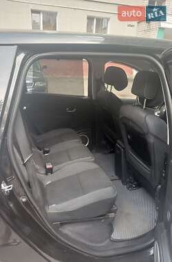 Минивэн Renault Grand Scenic 2010 в 