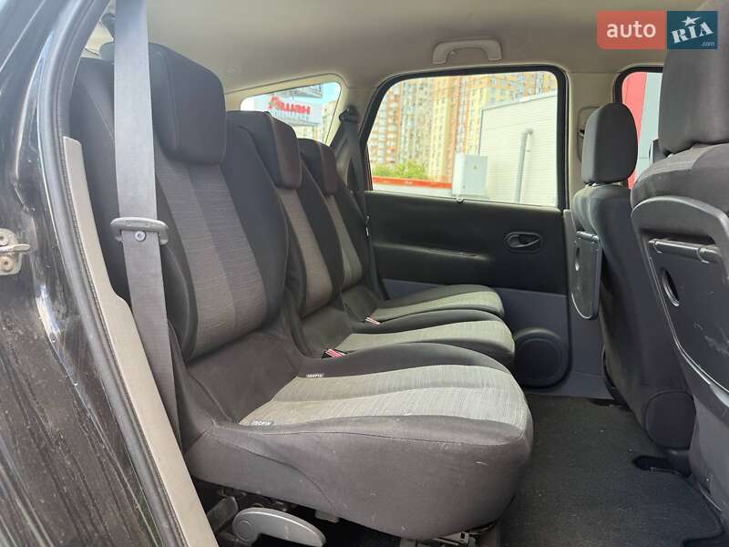 Мінівен Renault Grand Scenic 2006 в Києві фото 11 Мінівен Renault Grand Scenic 2006 в Києві
