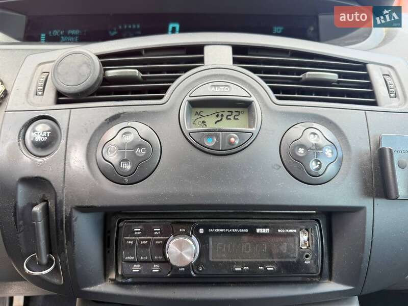 Мінівен Renault Grand Scenic 2006 в Києві фото 25 Мінівен Renault Grand Scenic 2006 в Києві