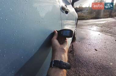 Минивэн Renault Grand Scenic 2011 в 