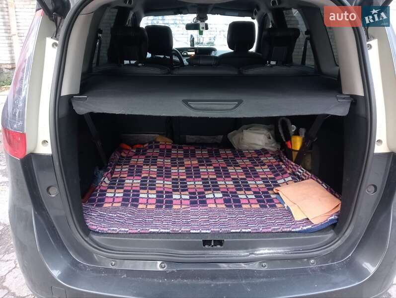 Минивэн Renault Grand Scenic 2011 в Львове