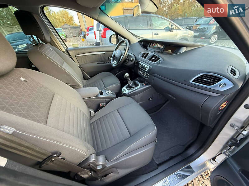 Минивэн Renault Grand Scenic 2016 в Коломые фото 15 Минивэн Renault Grand Scenic 2016 в Коломые