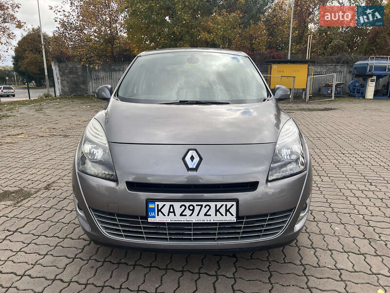 Минивэн Renault Grand Scenic 2009 в Вишневом