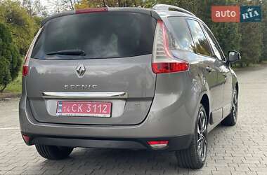 Минивэн Renault Grand Scenic 2014 в 