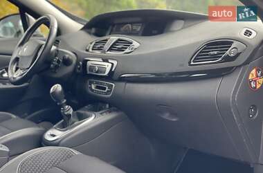 Минивэн Renault Grand Scenic 2014 в 