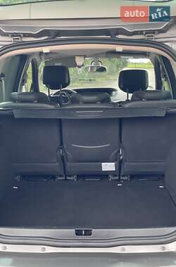 Минивэн Renault Grand Scenic 2014 в 