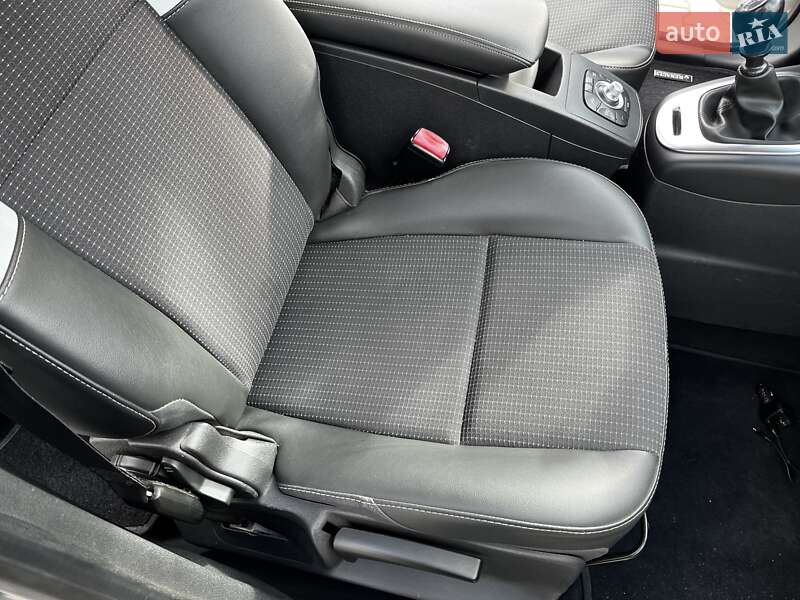 Мінівен Renault Grand Scenic 2011 в Волочиську