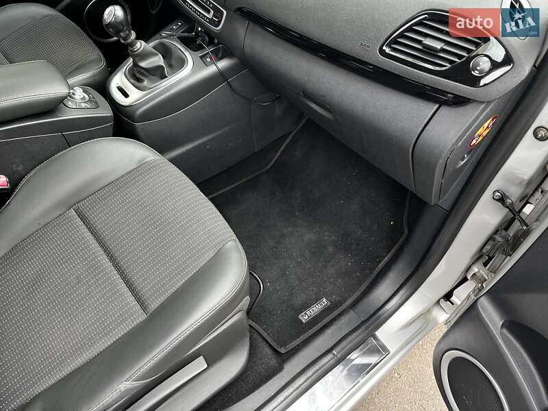 Мінівен Renault Grand Scenic 2011 в Волочиську