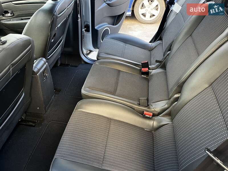 Мінівен Renault Grand Scenic 2011 в Волочиську