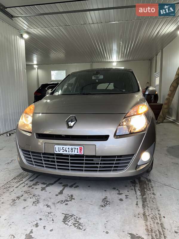 Минивэн Renault Grand Scenic 2011 в Золочеве фото 5 Минивэн Renault Grand Scenic 2011 в Золочеве