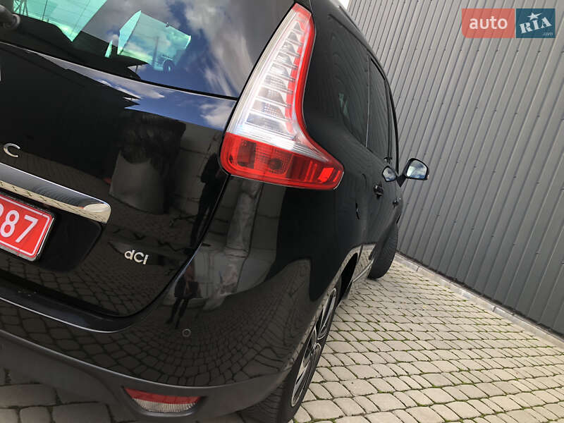 Мінівен Renault Grand Scenic 2016 в Львові