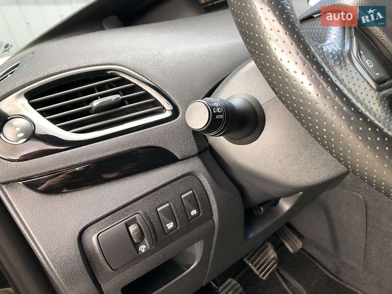 Мінівен Renault Grand Scenic 2016 в Львові