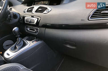 Минивэн Renault Grand Scenic 2016 в 