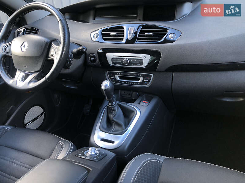 Мінівен Renault Grand Scenic 2016 в Львові