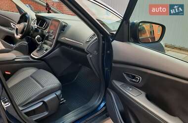 Минивэн Renault Grand Scenic 2019 в 
