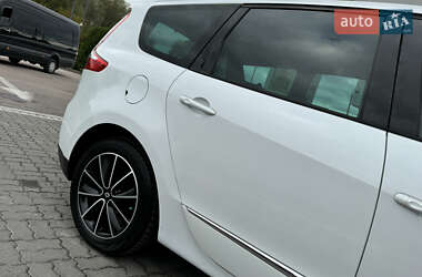 Минивэн Renault Grand Scenic 2012 в 