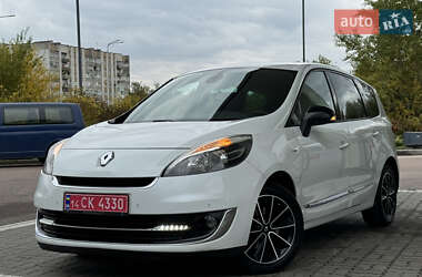 Минивэн Renault Grand Scenic 2012 в 