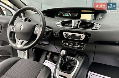 Минивэн Renault Grand Scenic 2012 в 