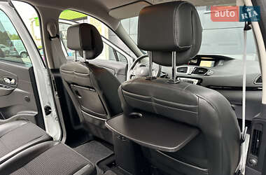 Минивэн Renault Grand Scenic 2012 в 