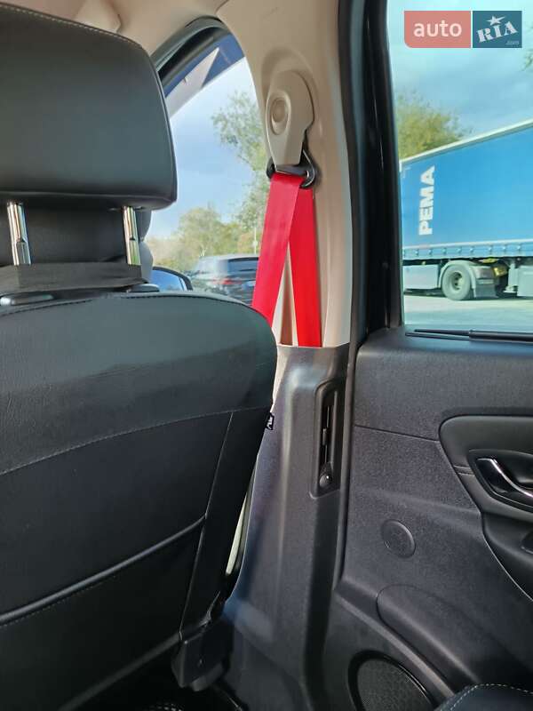 Мінівен Renault Grand Scenic 2013 в Запоріжжі фото 36 Мінівен Renault Grand Scenic 2013 в Запоріжжі