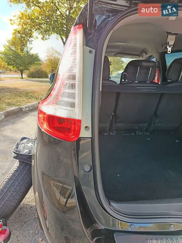 Мінівен Renault Grand Scenic 2013 в Запоріжжі фото 62 Мінівен Renault Grand Scenic 2013 в Запоріжжі