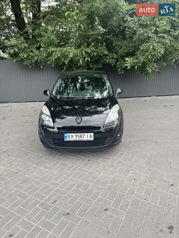 Renault Grand Scenic 2010