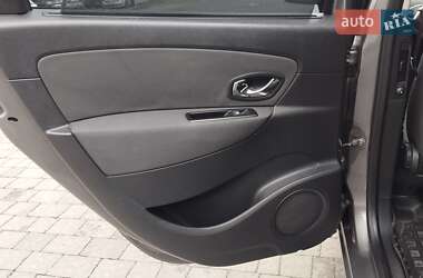 Минивэн Renault Grand Scenic 2013 в 