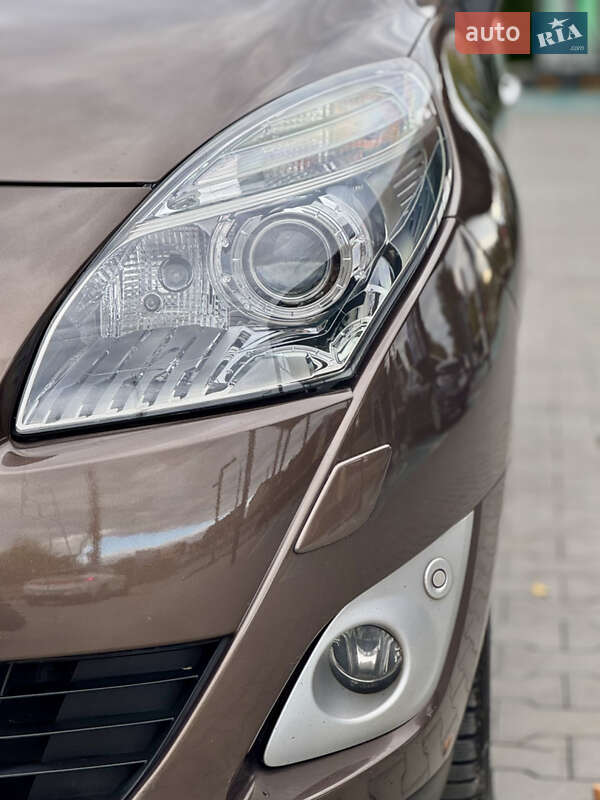 Минивэн Renault Grand Scenic 2010 в Виннице