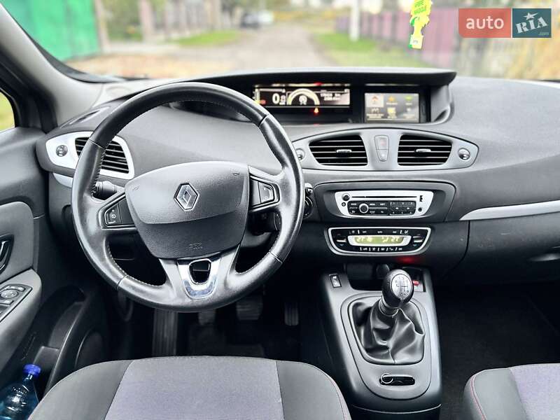 Минивэн Renault Grand Scenic 2013 в Рожище