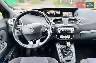 Мінівен Renault Grand Scenic 2013 в 