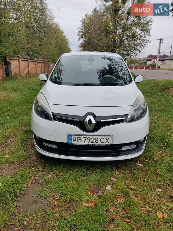 Минивэн Renault Grand Scenic 2013 в 