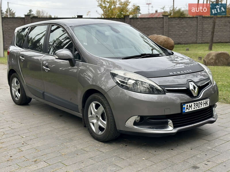Renault Grand Scenic 2013