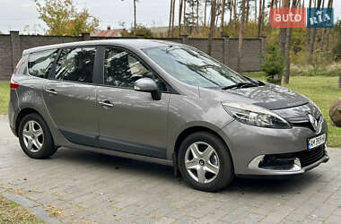Минивэн Renault Grand Scenic 2013 в 