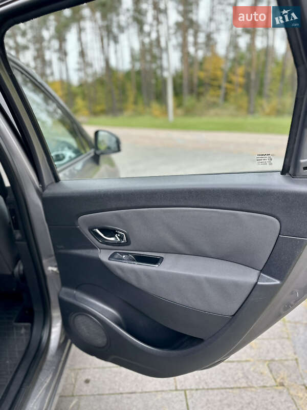 Минивэн Renault Grand Scenic 2013 в Житомире