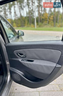 Минивэн Renault Grand Scenic 2013 в 