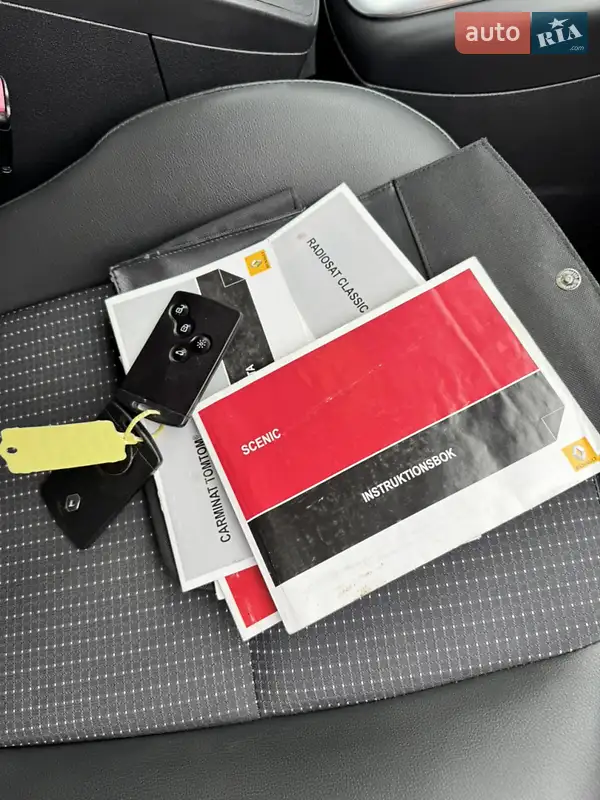 Минивэн Renault Grand Scenic 2011 в Котельве документ