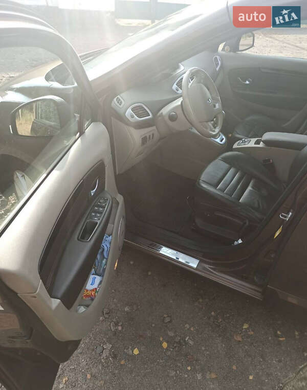 Минивэн Renault Grand Scenic 2009 в Золотоноше