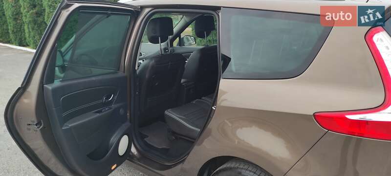 Минивэн Renault Grand Scenic 2016 в Дубно