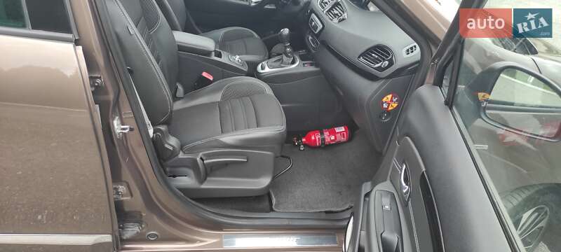 Минивэн Renault Grand Scenic 2016 в Дубно