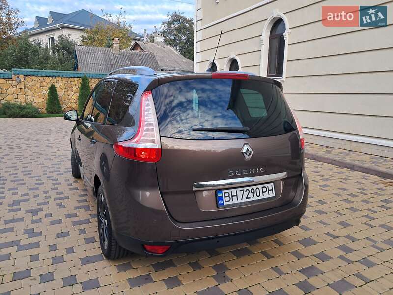 Минивэн Renault Grand Scenic 2013 в Могилев-Подольске