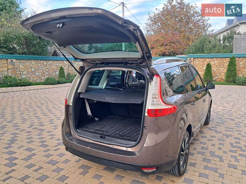 Минивэн Renault Grand Scenic 2013 в Могилев-Подольске