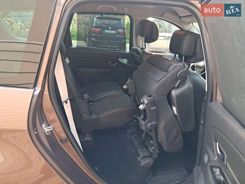 Минивэн Renault Grand Scenic 2013 в Могилев-Подольске