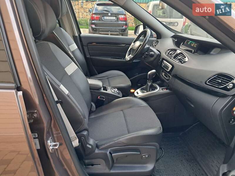 Минивэн Renault Grand Scenic 2013 в Могилев-Подольске