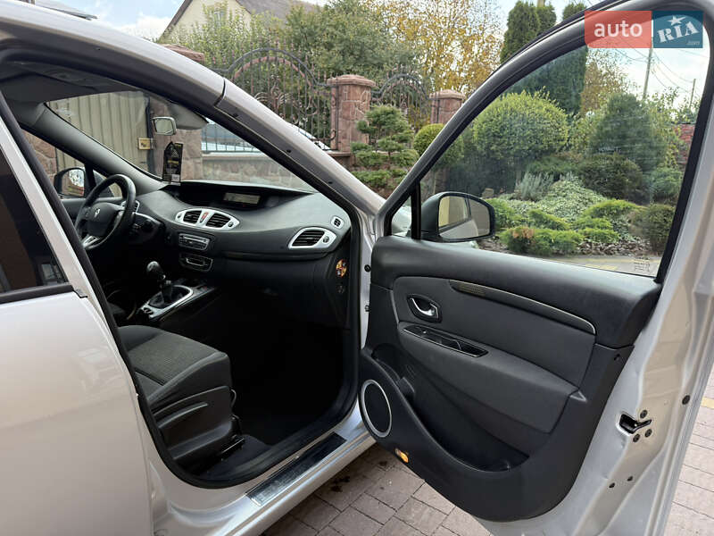 Минивэн Renault Grand Scenic 2010 в Тернополе