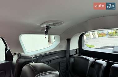 Минивэн Renault Grand Scenic 2017 в 