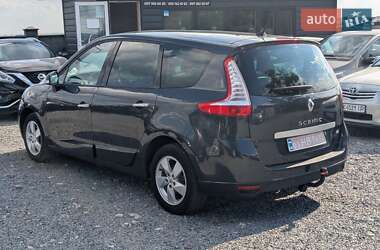 Минивэн Renault Grand Scenic 2011 в 