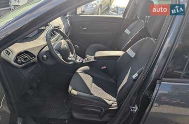 Минивэн Renault Grand Scenic 2011 в 