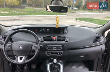 Мінівен Renault Grand Scenic 2012 в 